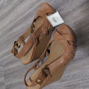 Pure Alfred Sung wedges